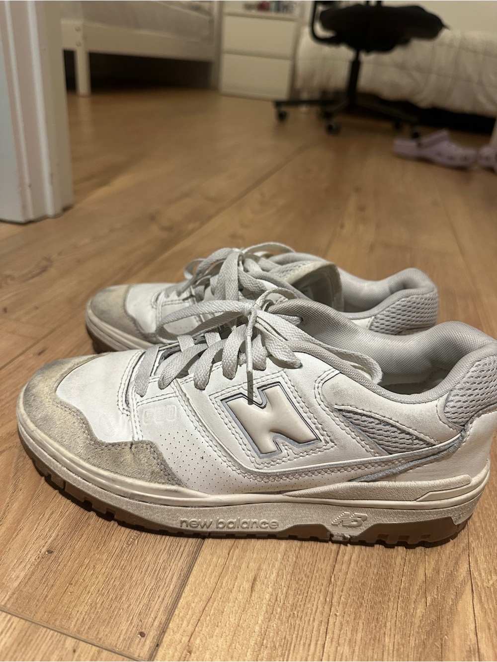New Balance 550 Classic Sneakers in beige